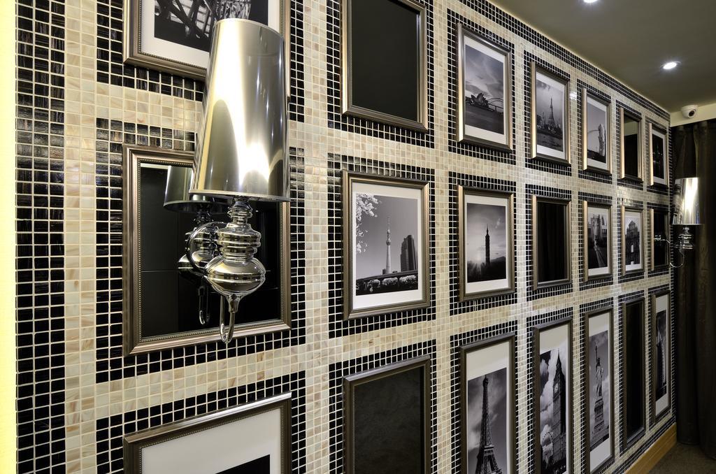 Stay Hotel - Taichung Yizhong Bagian luar foto