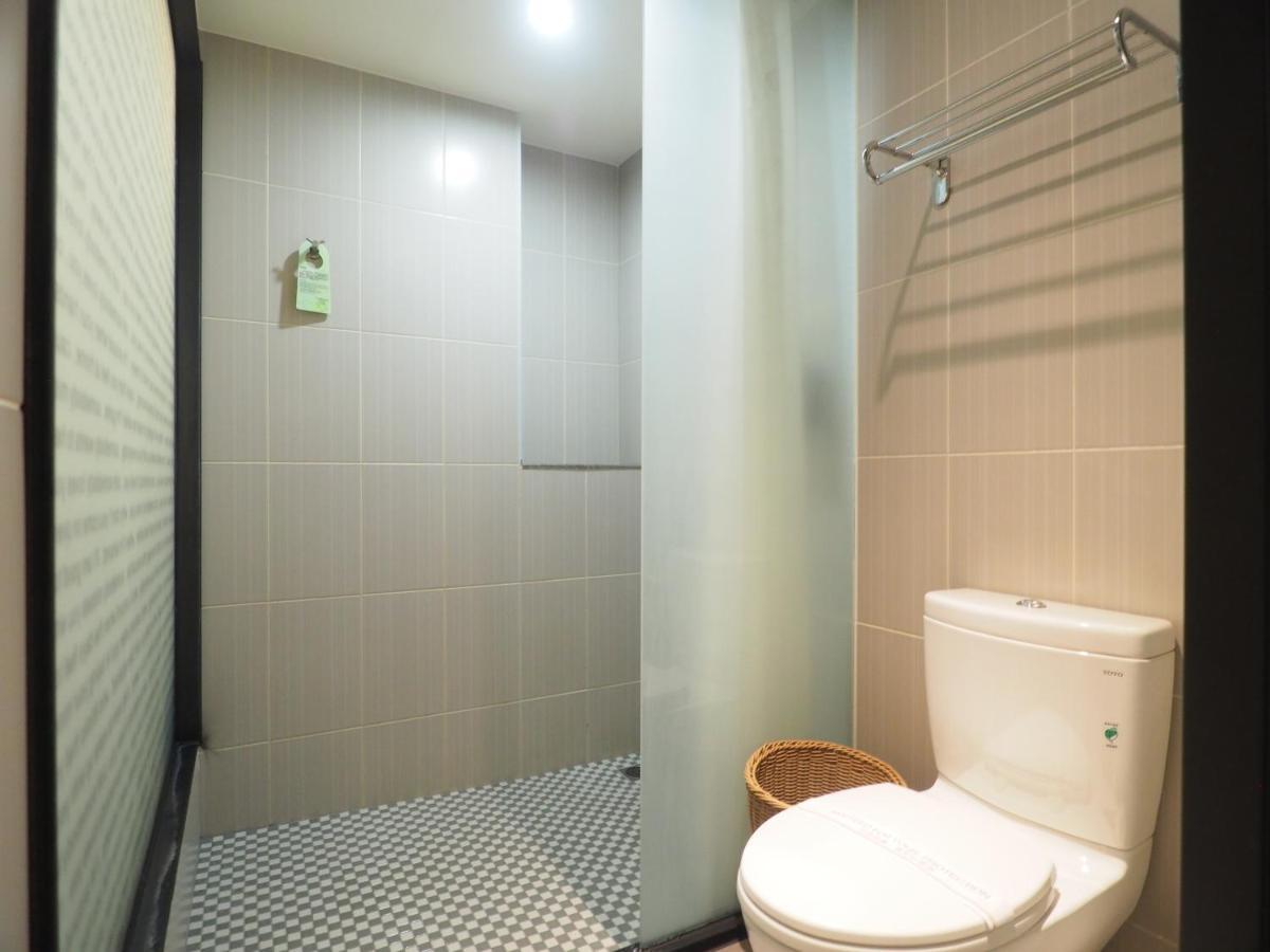 Stay Hotel - Taichung Yizhong Bagian luar foto