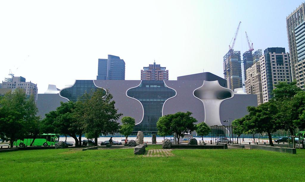 Stay Hotel - Taichung Yizhong Bagian luar foto
