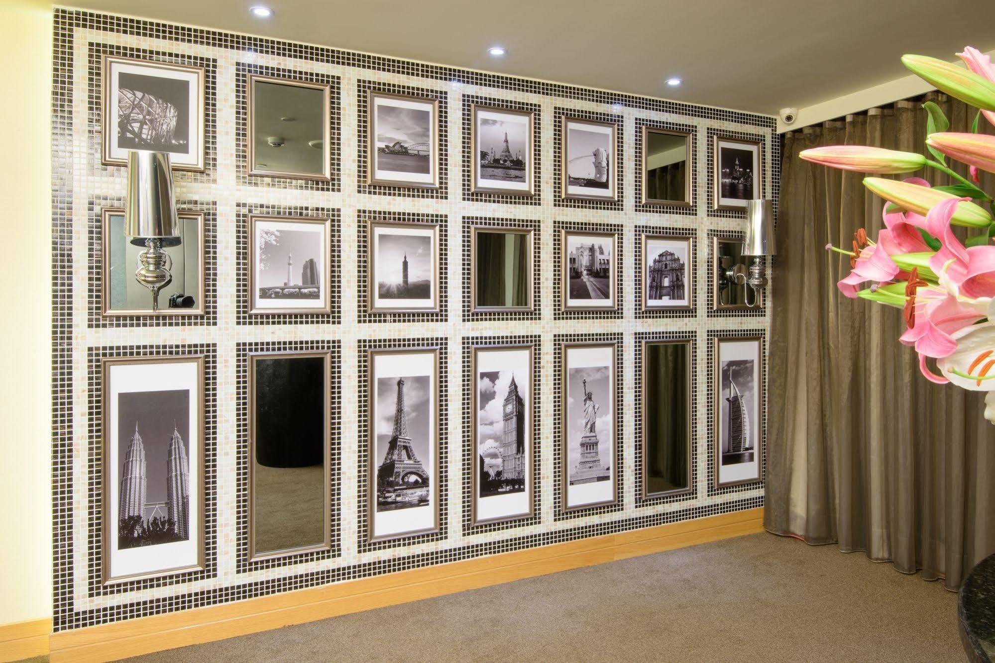 Stay Hotel - Taichung Yizhong Bagian luar foto